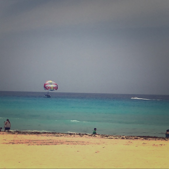 Meet your Posher, Janeth - Picture 1 of 1